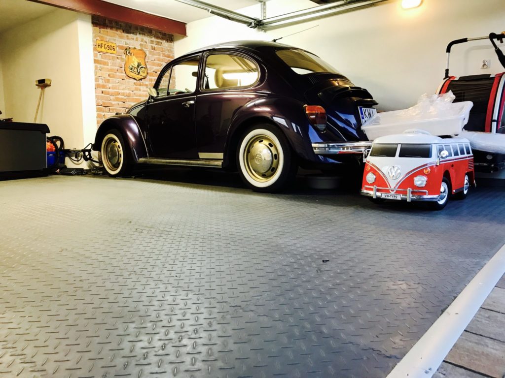 Garagenboden für kleine und große Fahrzeuge, Polen
