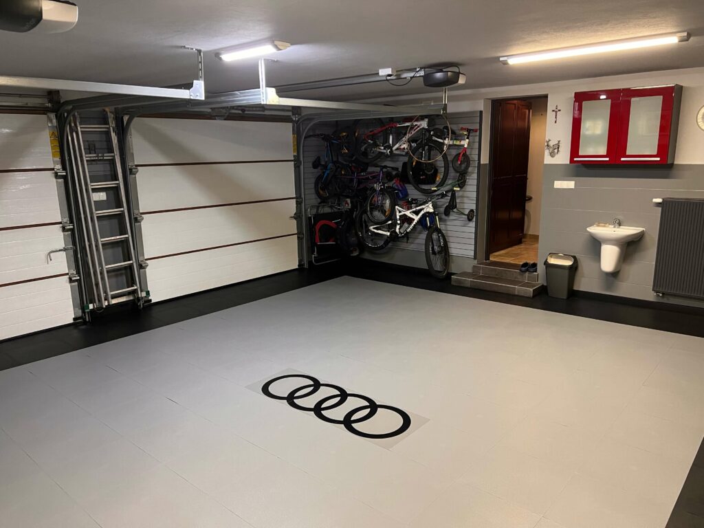 Garage, Polen