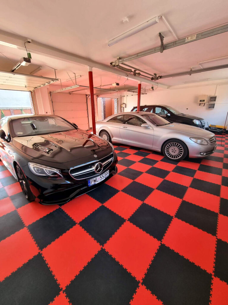 Garage, Polen
