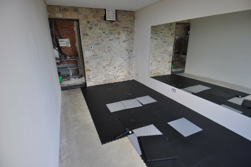 Fitnessstudio, Spanien
